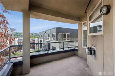900 Aurora Ave , Seattle, WA 98109 - Photo 23