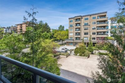 900 Aurora Ave , Seattle, WA 98109 - Photo 24