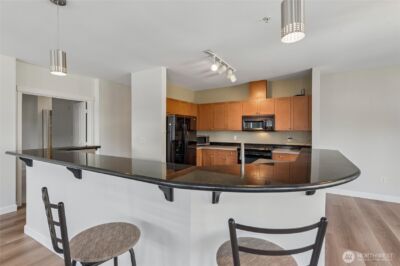 900 Aurora Ave , Seattle, WA 98109 - Photo 3
