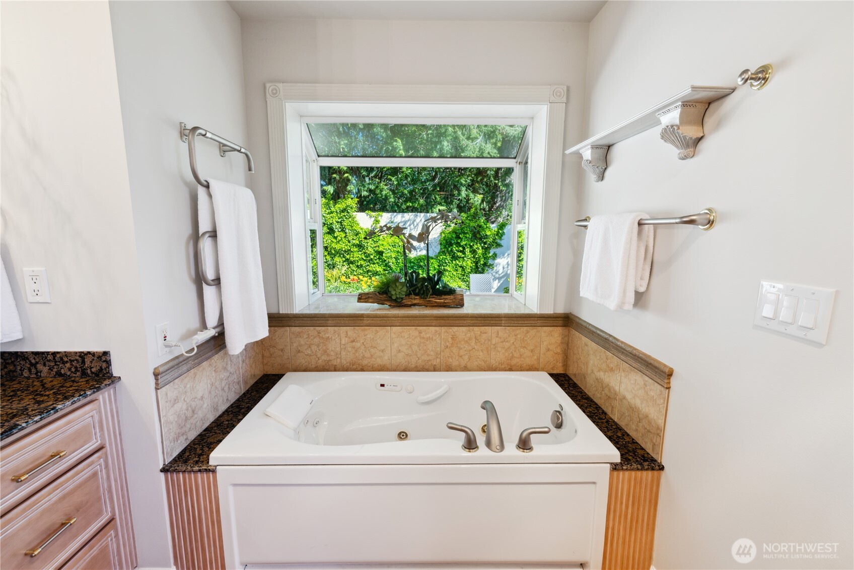 7001 Palm Lane , Anacortes, WA 98221