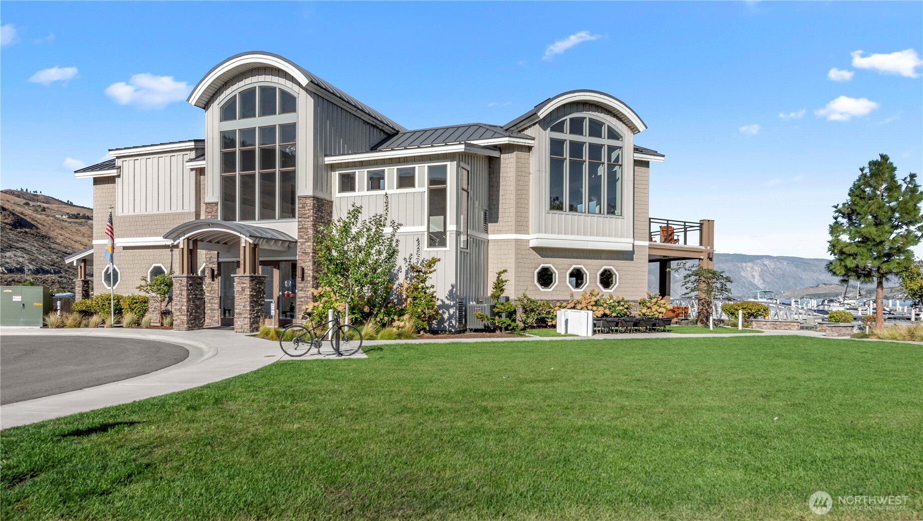 1350 #B8 W Woodin Avenue #B8, Chelan, WA 98816