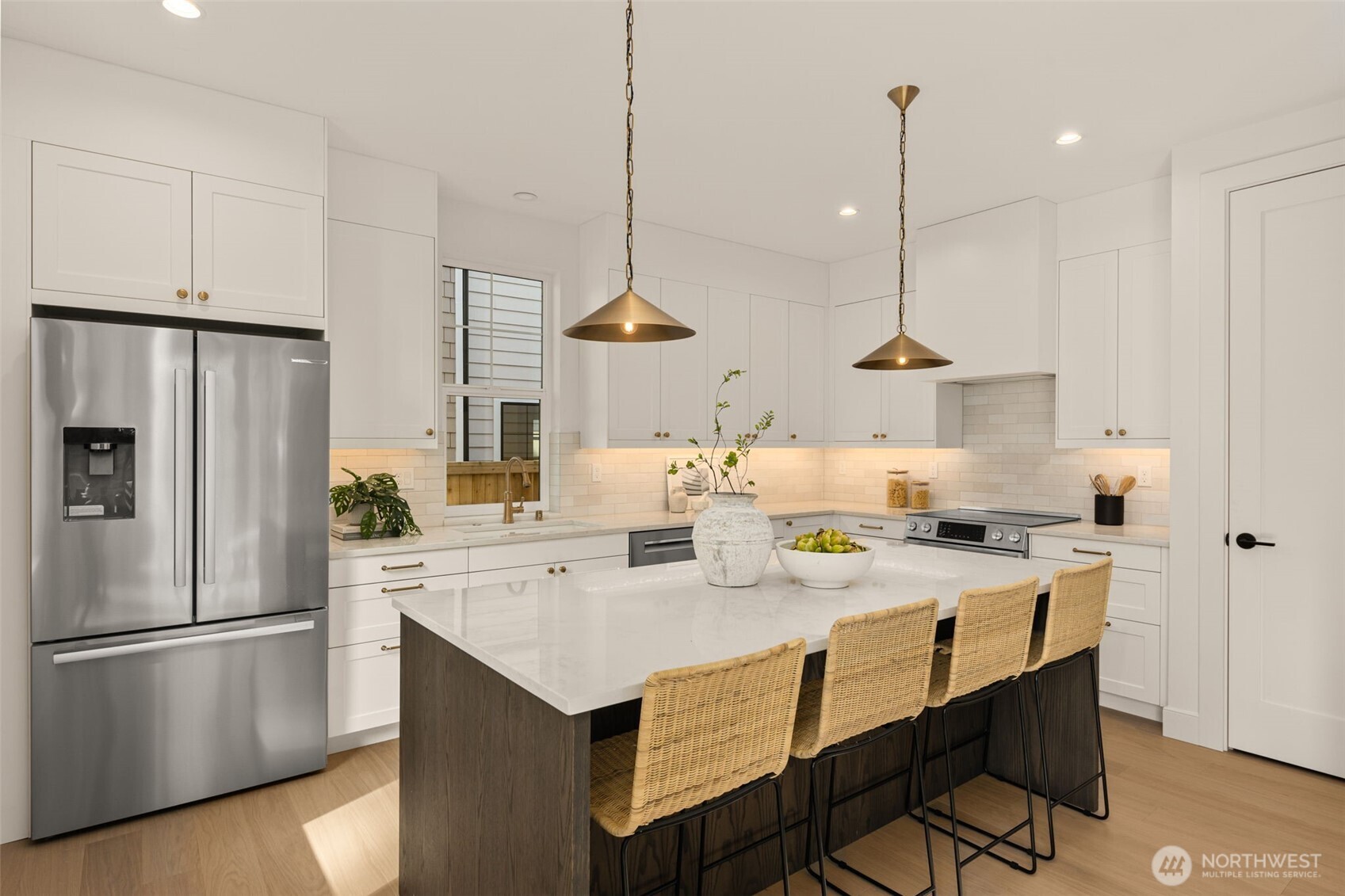 11608 NE 92nd Street , Kirkland, WA 98033