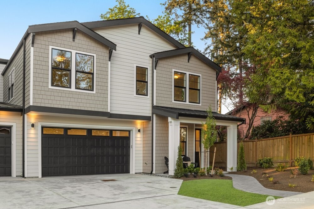 11610 NE 92nd Street , Kirkland, WA 98033