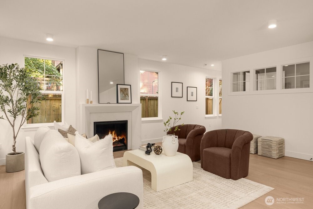 11610 NE 92nd Street , Kirkland, WA 98033