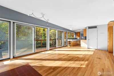 12117 SE 26th Street , Bellevue, WA 98005 - Photo 11