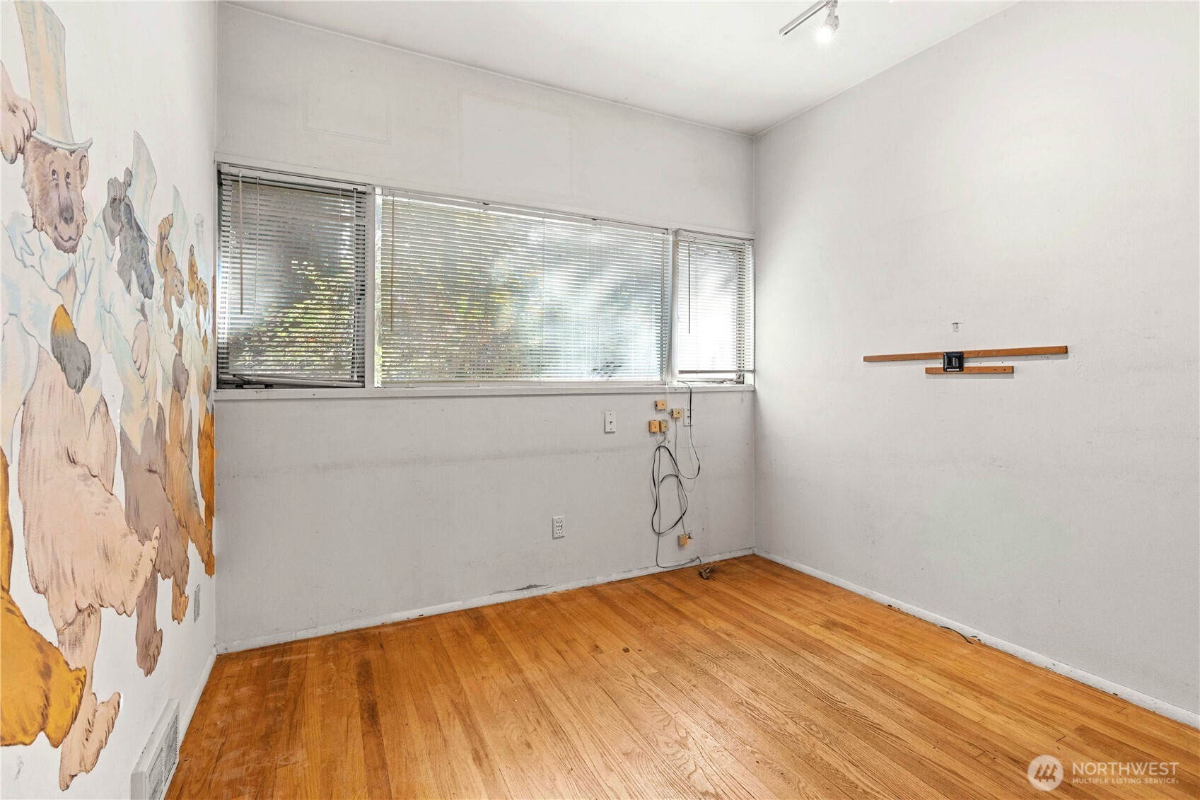 12117 SE 26th Street , Bellevue, WA 98005