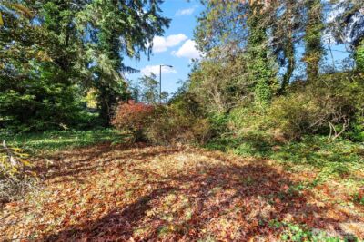 12117 SE 26th Street , Bellevue, WA 98005 - Photo 28