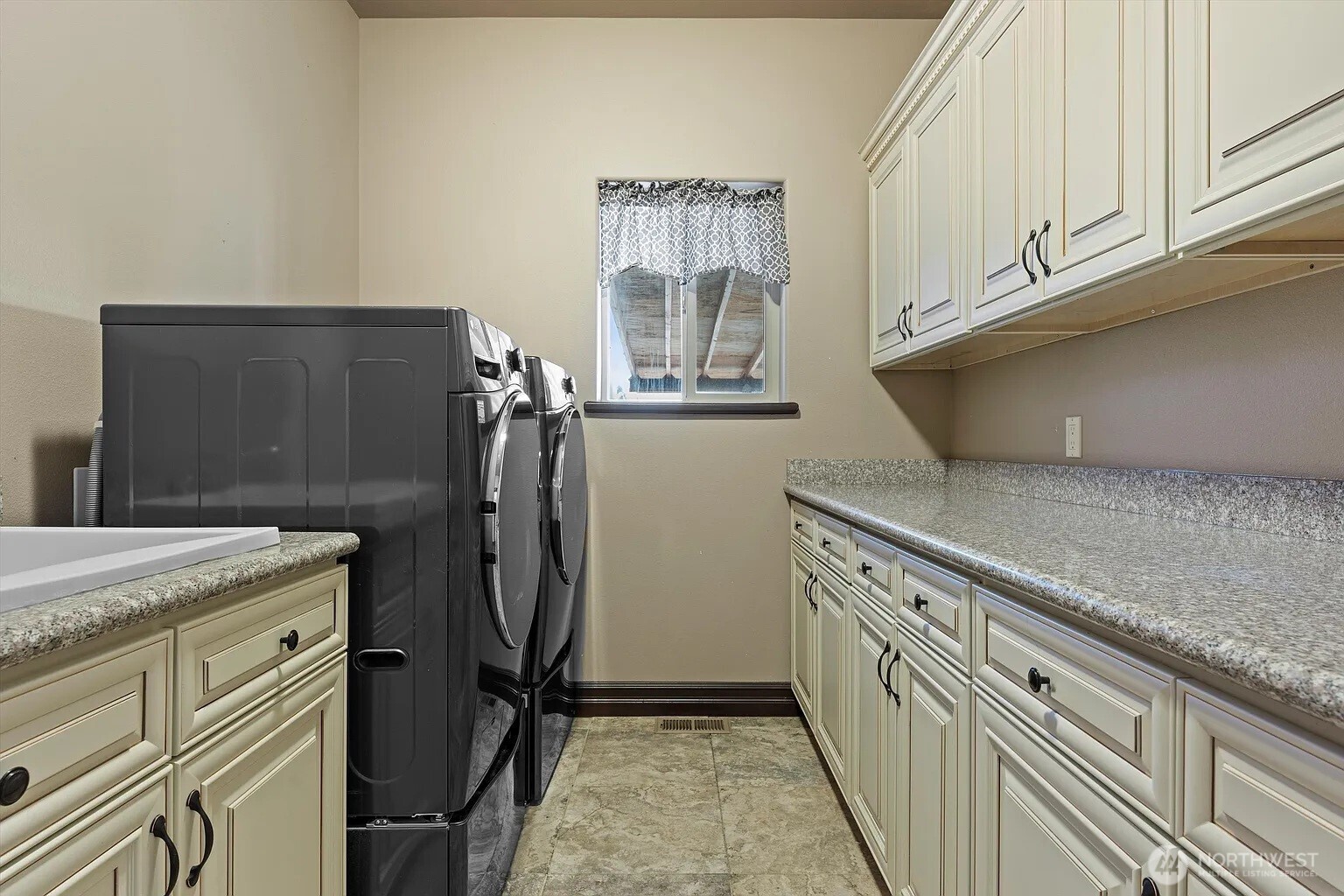 440 Dream Street SE, Moses Lake, WA 98837