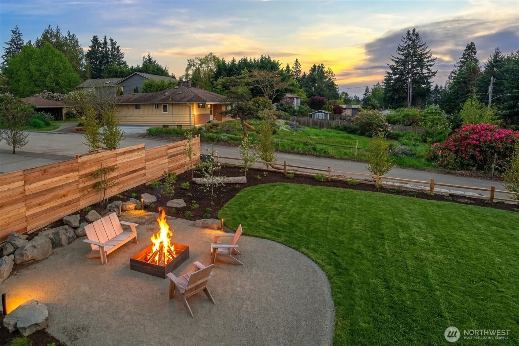 18638 2nd Avenue SW, Normandy Park, WA 98166