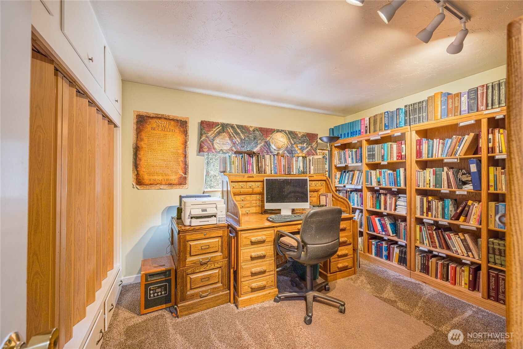 477 Wasankari Road , Port Angeles, WA 98363