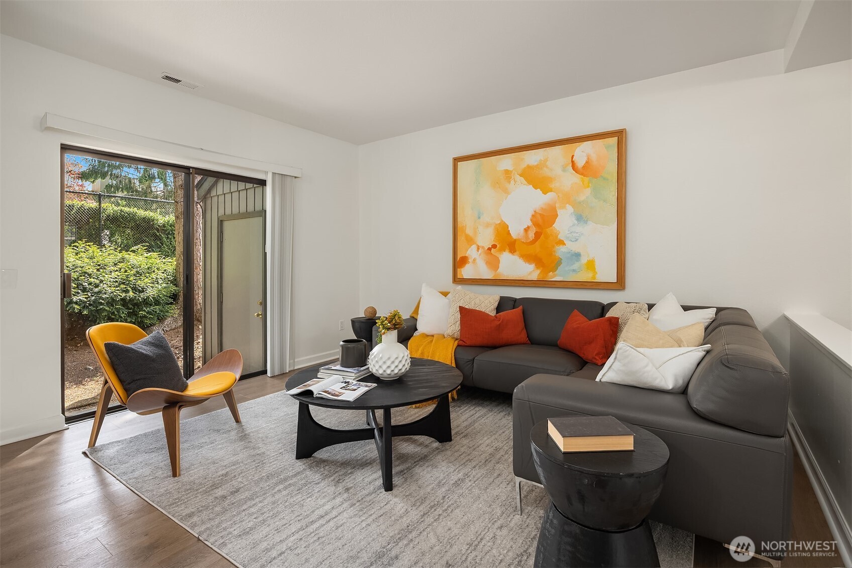 3428 108th Place NE #1, Bellevue, WA 98004