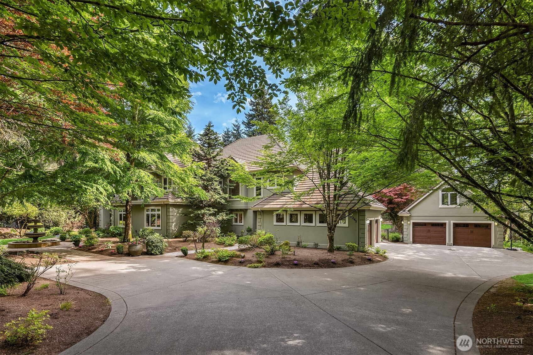 26345 NE 34th Street , Redmond, WA 98053