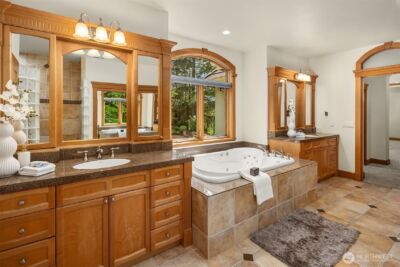 26345 NE 34th Street , Redmond, WA 98053 - Photo 28