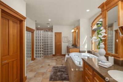 26345 NE 34th Street , Redmond, WA 98053 - Photo 29