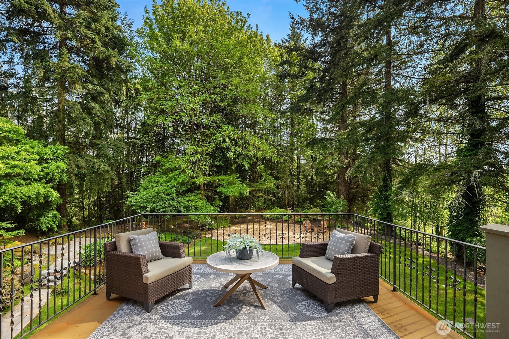 26345 NE 34th Street , Redmond, WA 98053