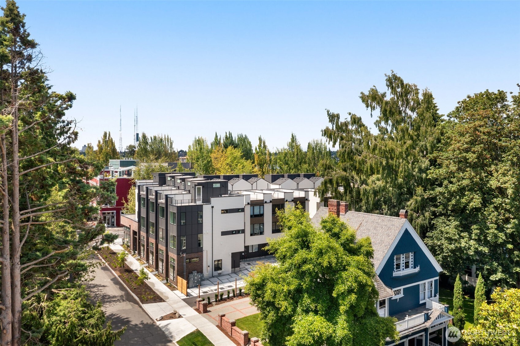 1110 C 34th Avenue , Seattle, WA 98122