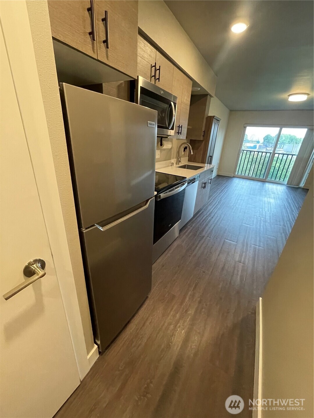 1882 Front Street #306, Lynden, WA 98264
