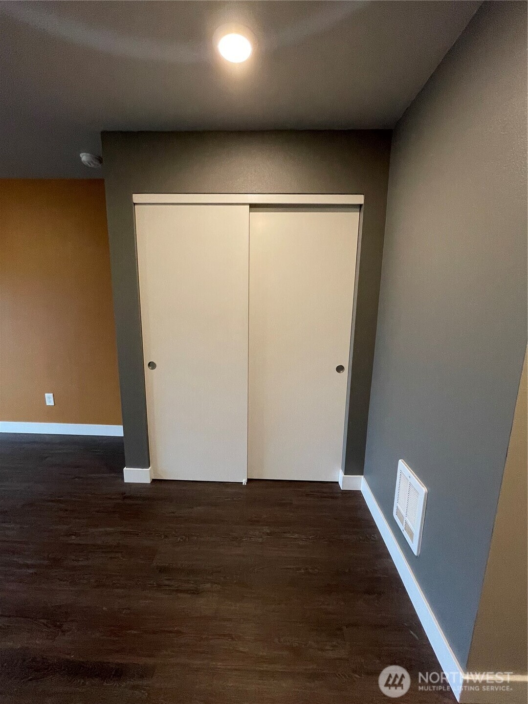 1882 Front Street #306, Lynden, WA 98264