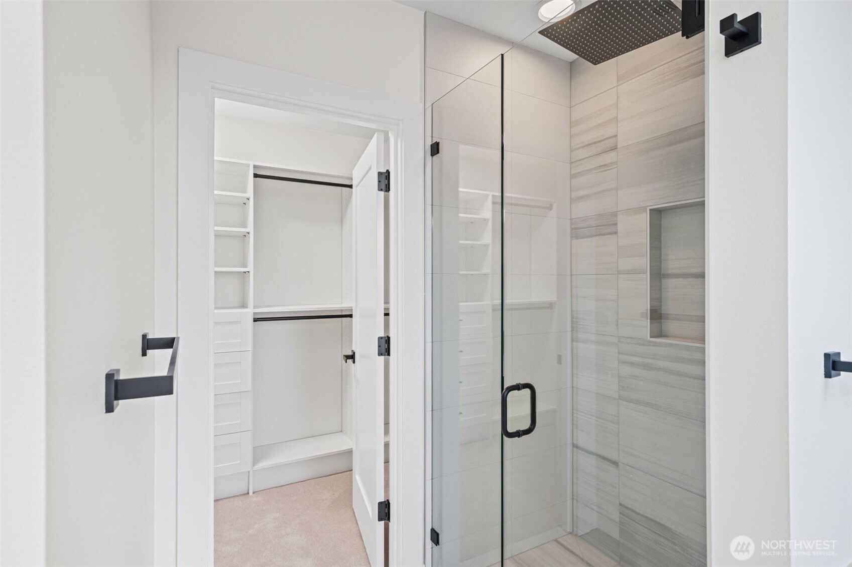 16050 SE 44th Court , Bellevue, WA 98006