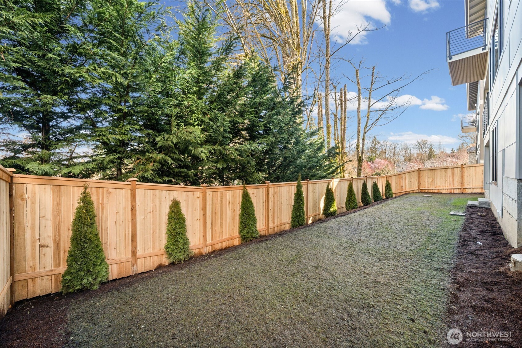 16050 SE 44th Court , Bellevue, WA 98006