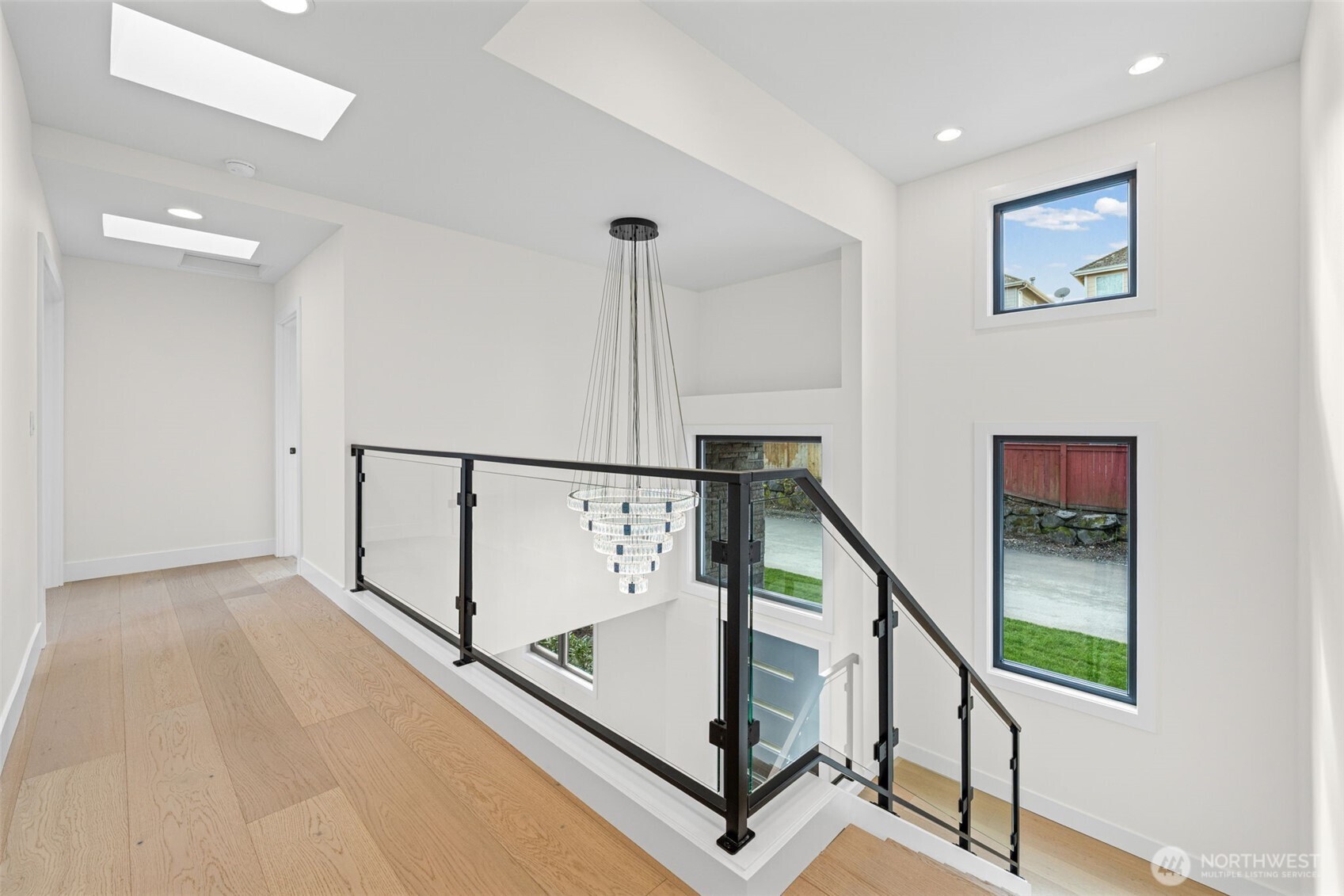 16050 SE 44th Court , Bellevue, WA 98006