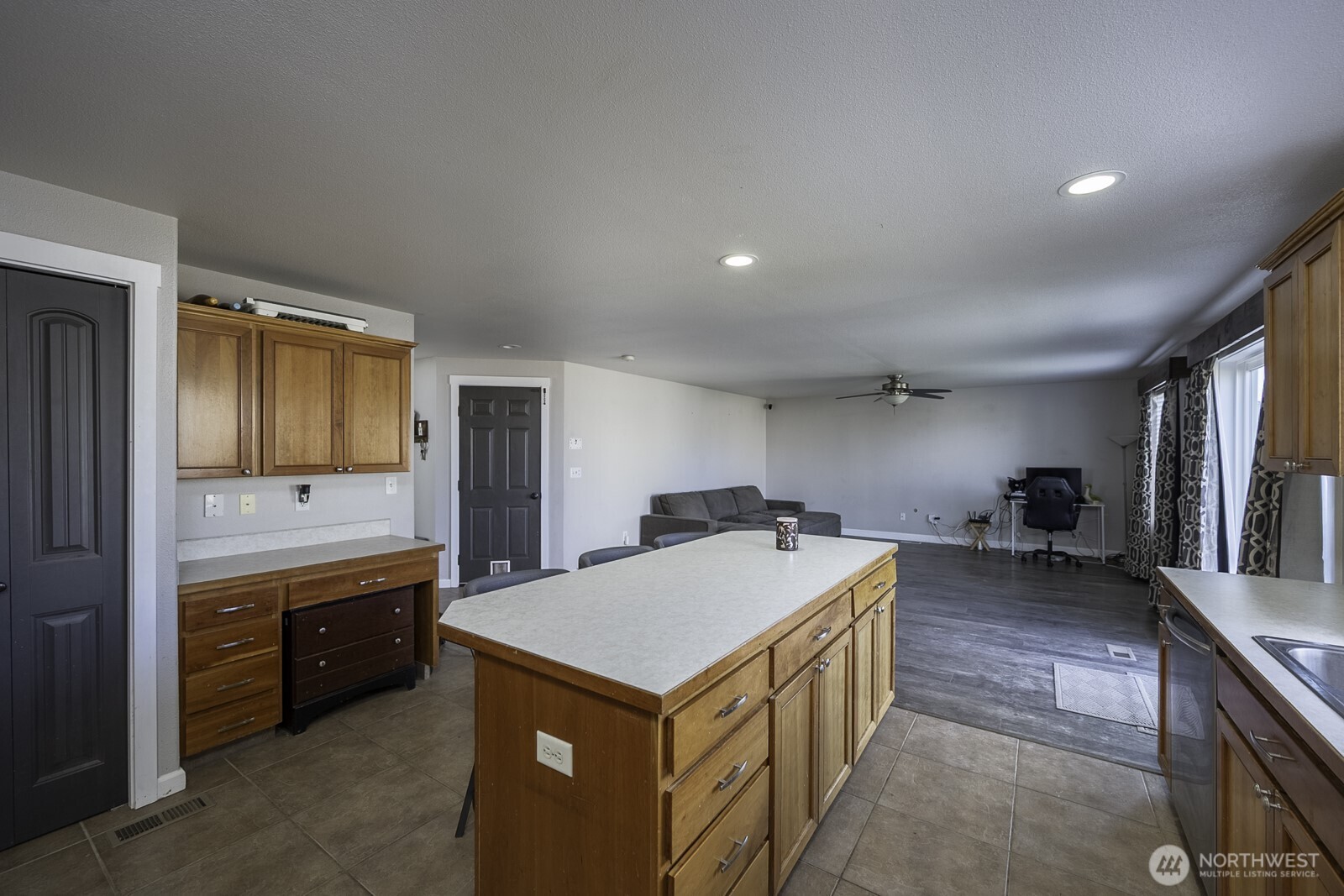 1840 S Jason Court , Moses Lake, WA 98837