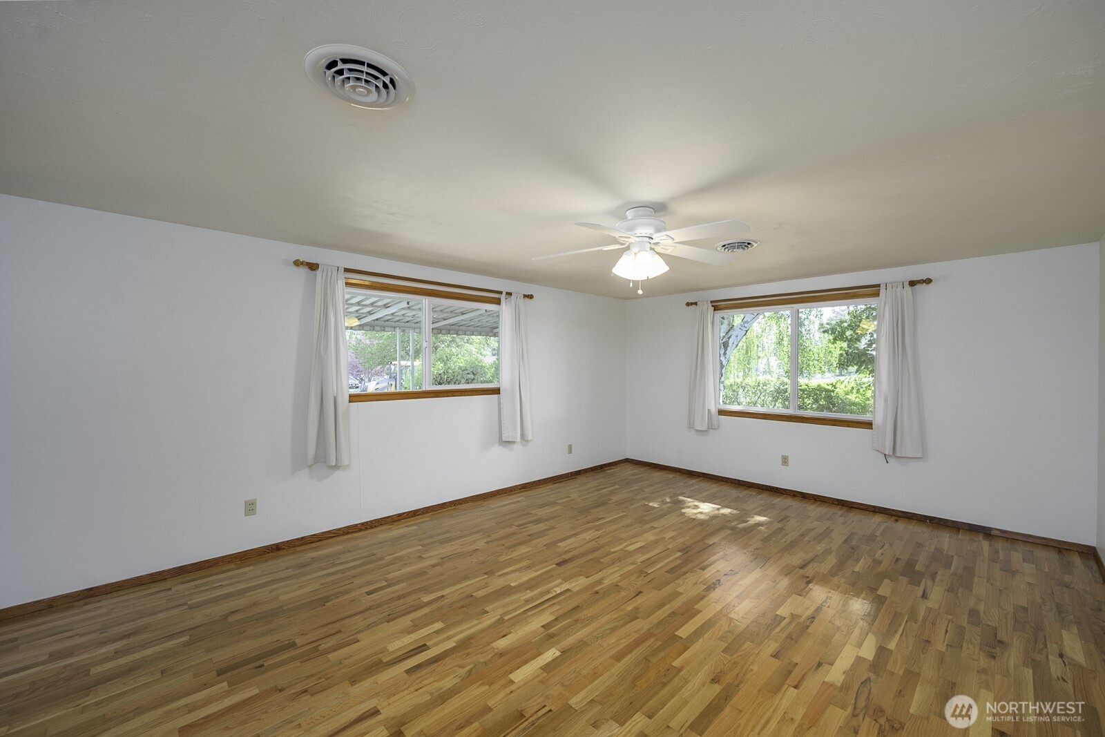 257 D Street NW, Ephrata, WA 98823