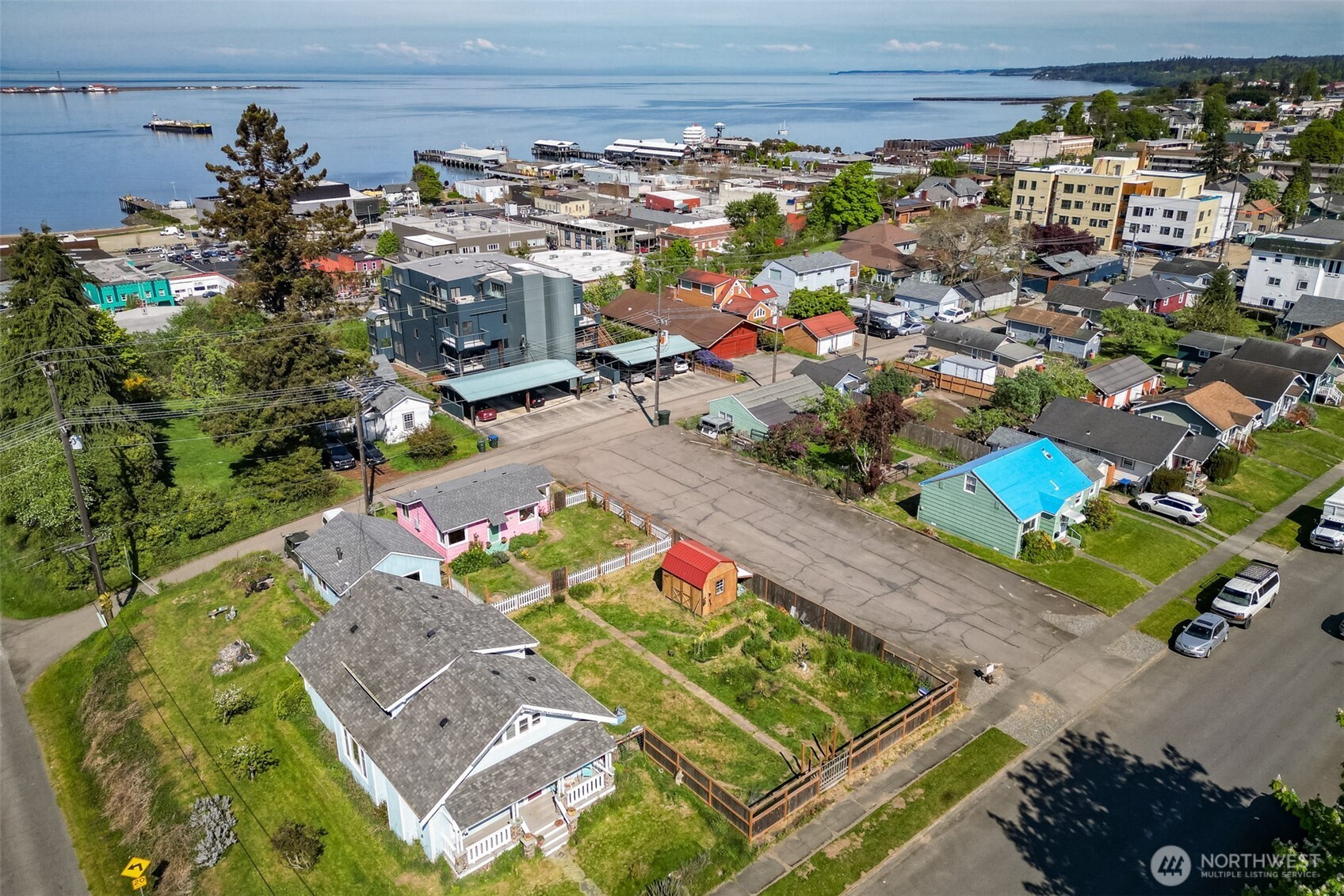 233 W Third Street , Port Angeles, WA 98362