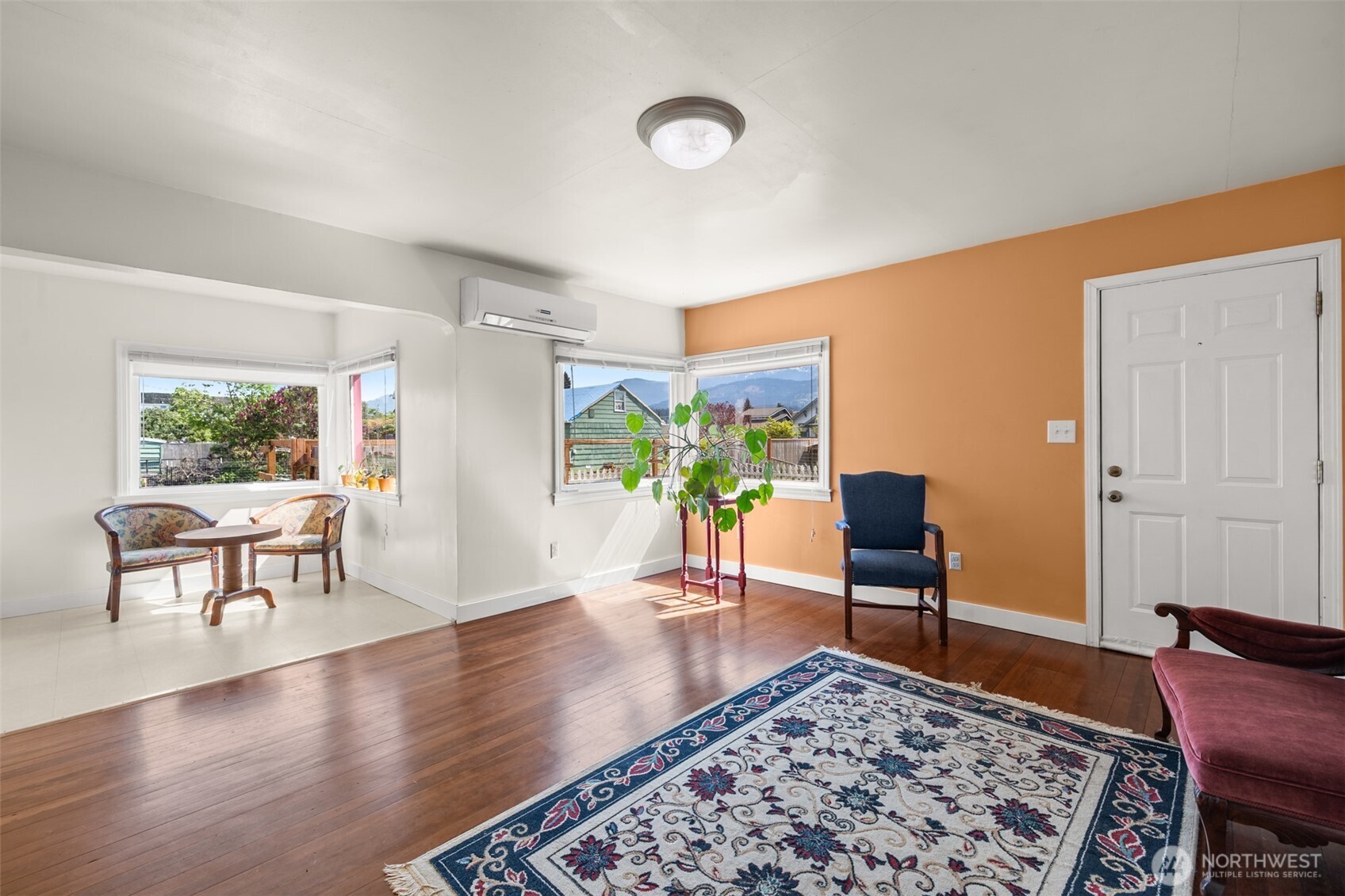 233 W Third Street , Port Angeles, WA 98362