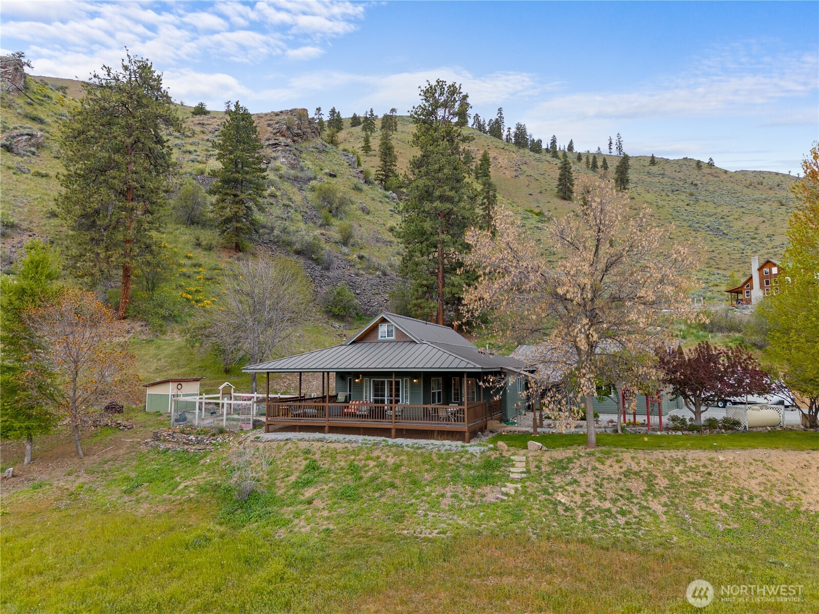 183 Twisp Carlton Road , Carlton, WA 98814