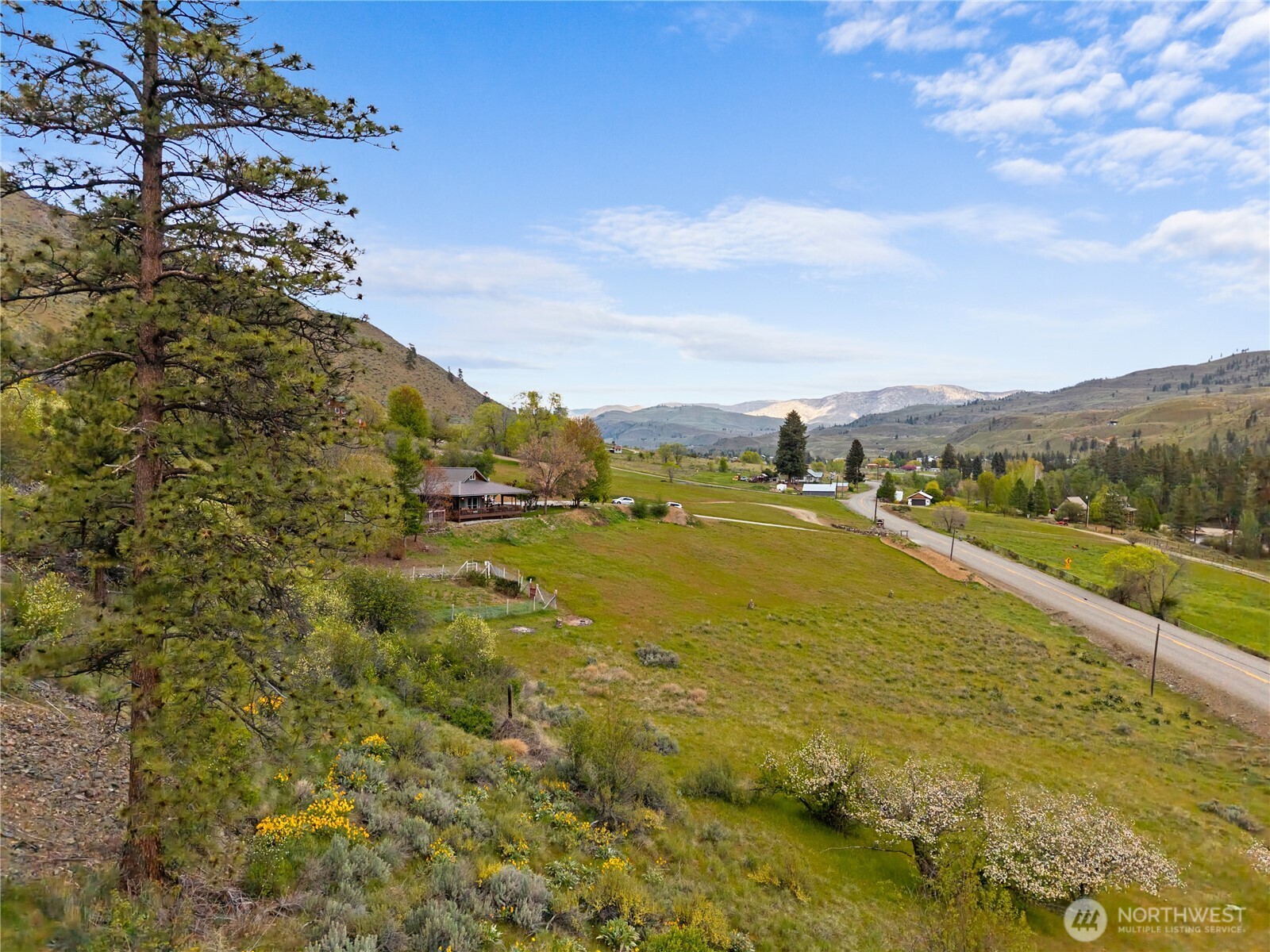 183 Twisp Carlton Road , Carlton, WA 98814