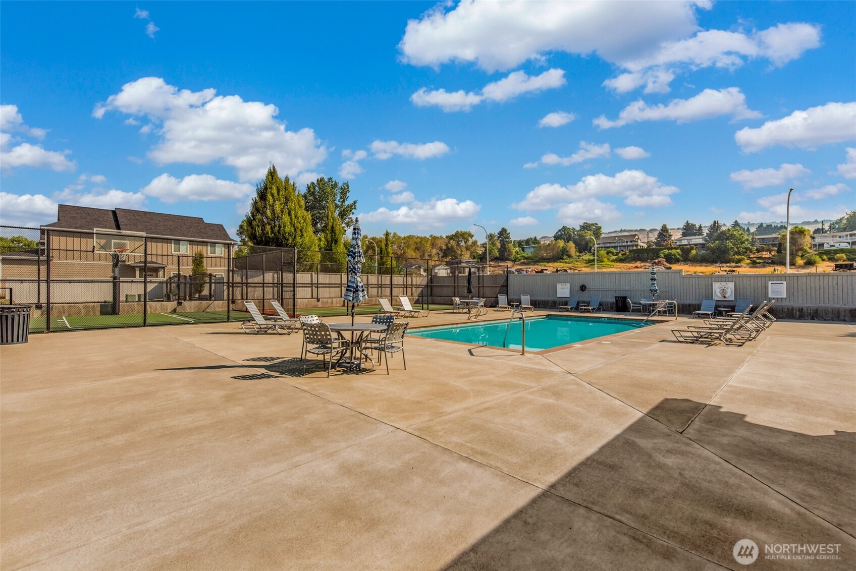 2452 NW Columbia Avenue #44, East Wenatchee, WA 98802
