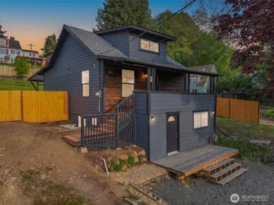 1551 N Callow Avenue , Bremerton, WA 98312
