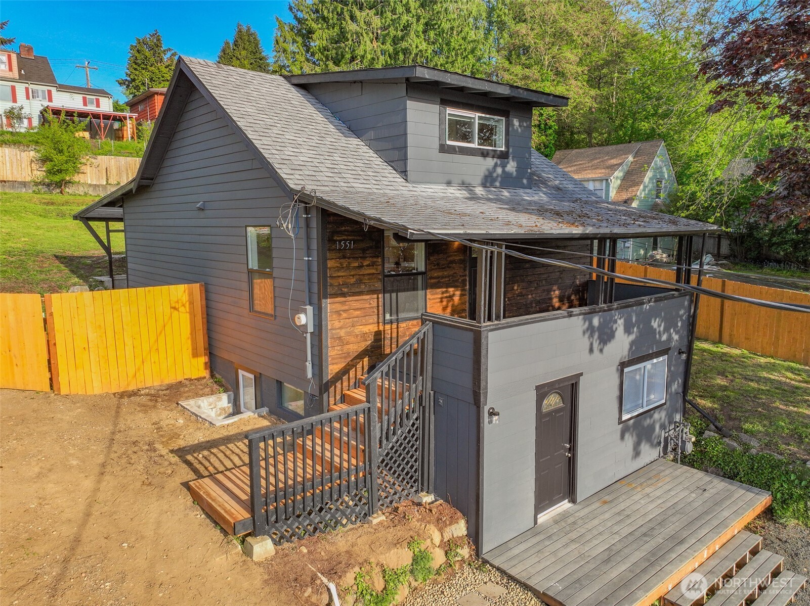 1551 N Callow Avenue , Bremerton, WA 98312