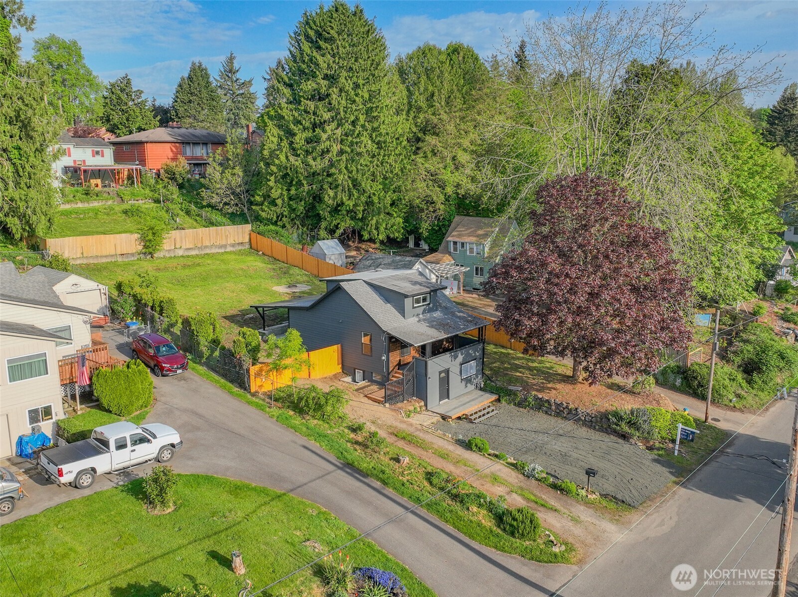 1551 N Callow Avenue , Bremerton, WA 98312