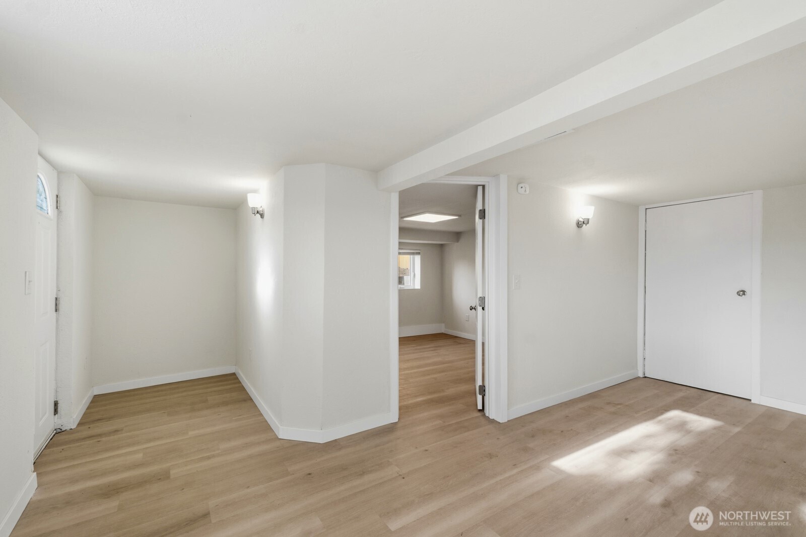 1551 N Callow Avenue , Bremerton, WA 98312