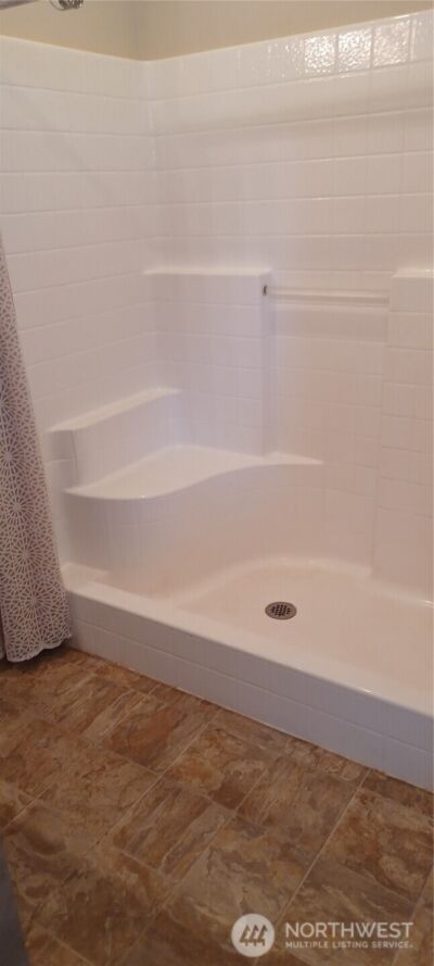 725 NW New York Avenue , Chehalis, WA 98532 - Photo 10