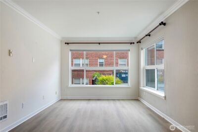 621 5th AVE N #103, Seattle, WA 98109 - Photo 3