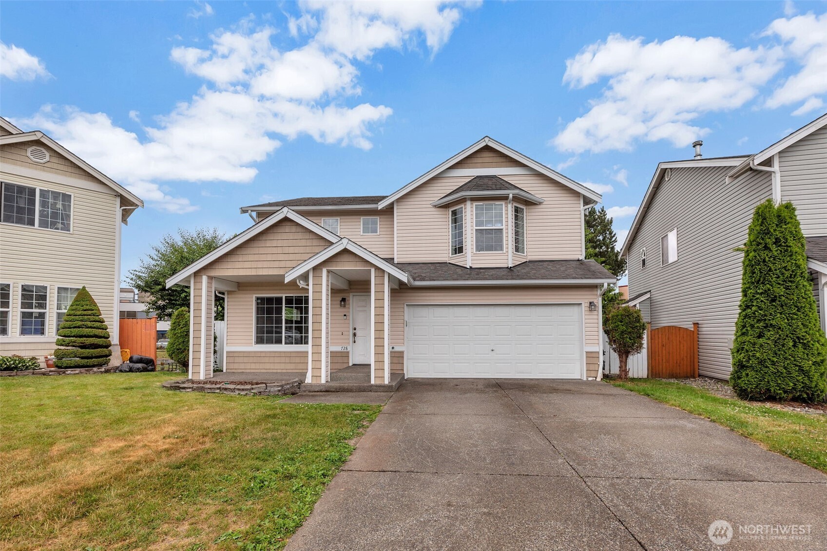 728 95th Court SE, Everett, WA 98208-3737