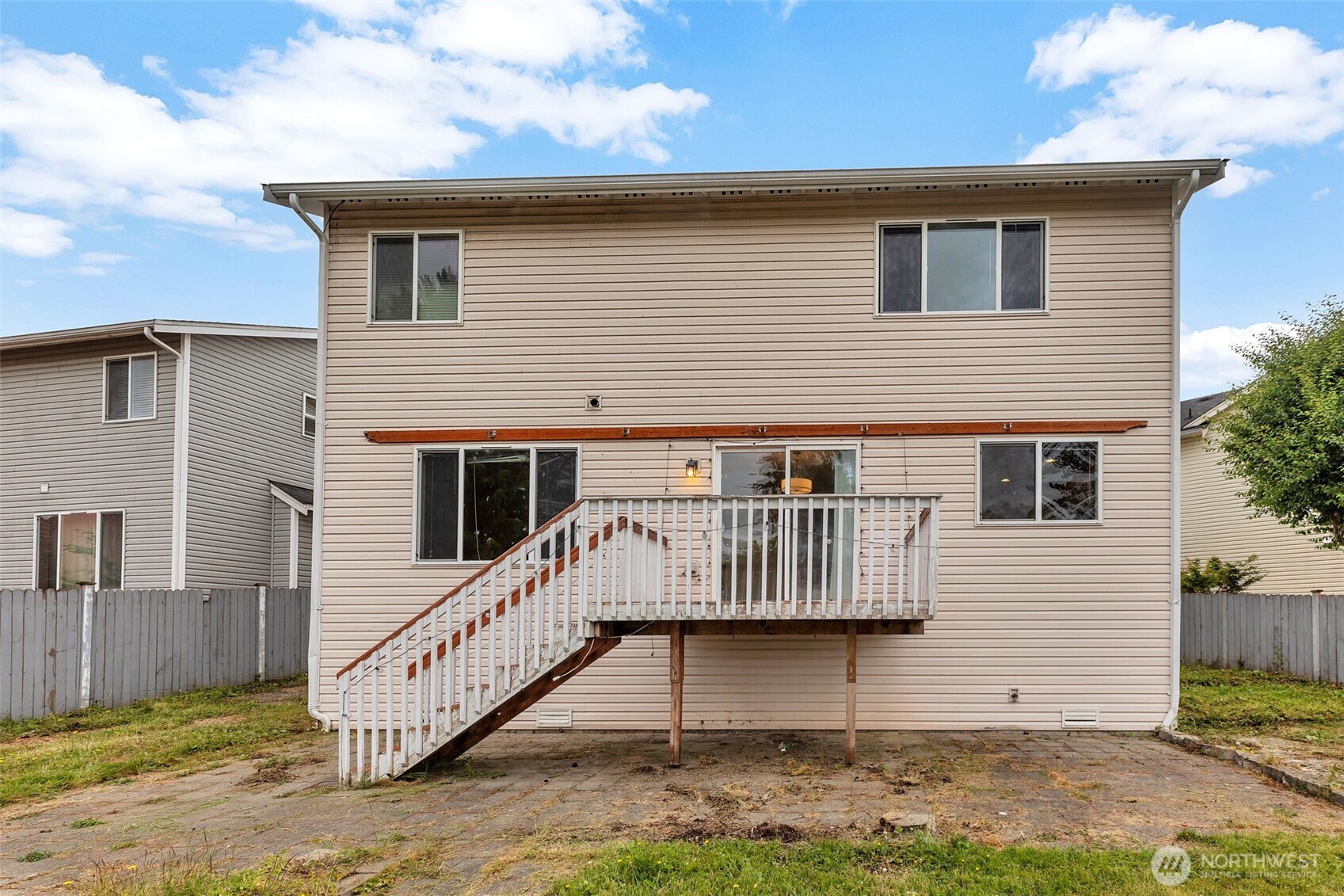 728 95th Court SE, Everett, WA 98208-3737