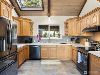 170 E Camus Drive , Shelton, WA 98584 - Photo 13