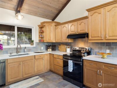 170 E Camus Drive , Shelton, WA 98584 - Photo 14