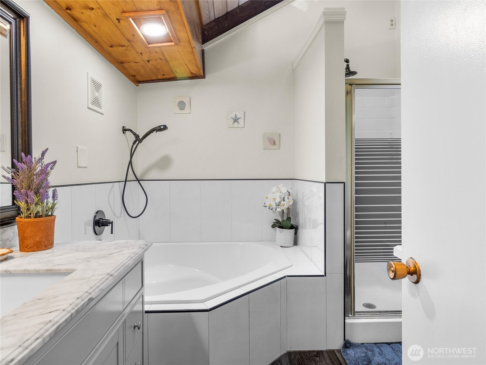 170 E Camus Drive , Shelton, WA 98584
