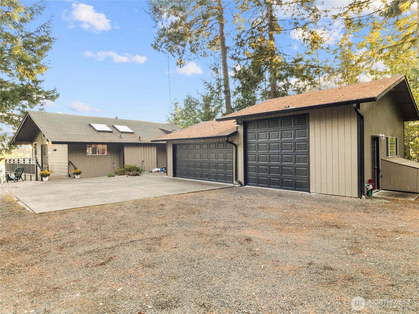 170 E Camus Drive , Shelton, WA 98584