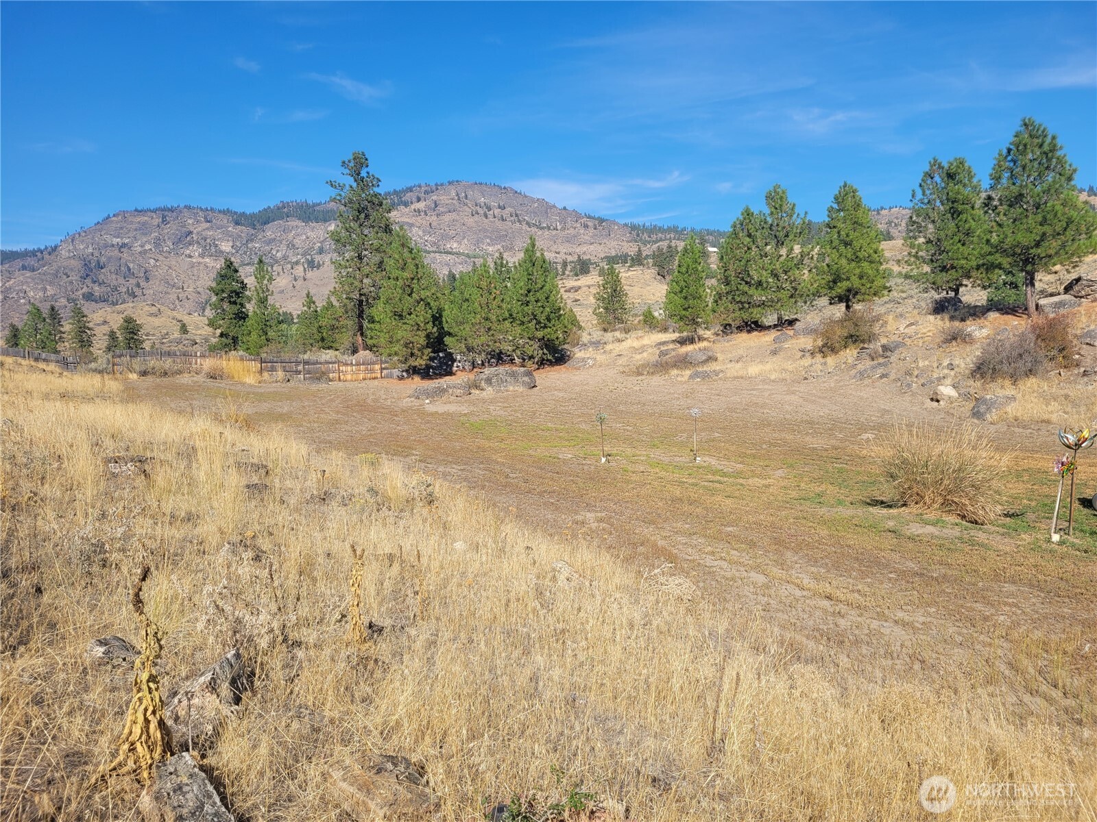 20 Round Up Road , Oroville, WA 98844