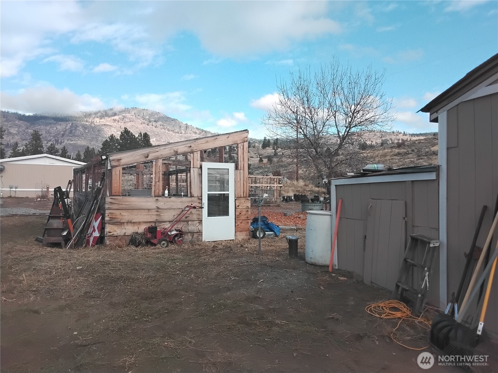 20 Round Up Road , Oroville, WA 98844