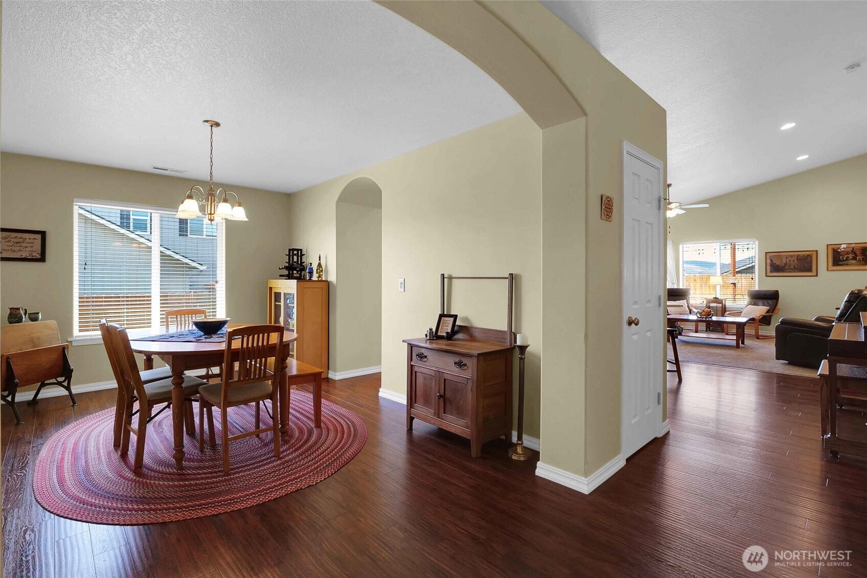 811 7th Avenue NE, Ephrata, WA 98823