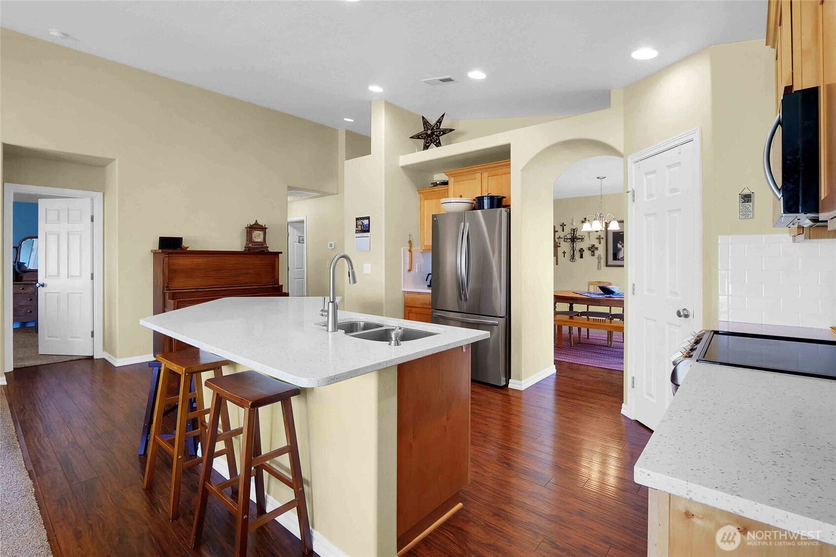 811 7th Avenue NE, Ephrata, WA 98823