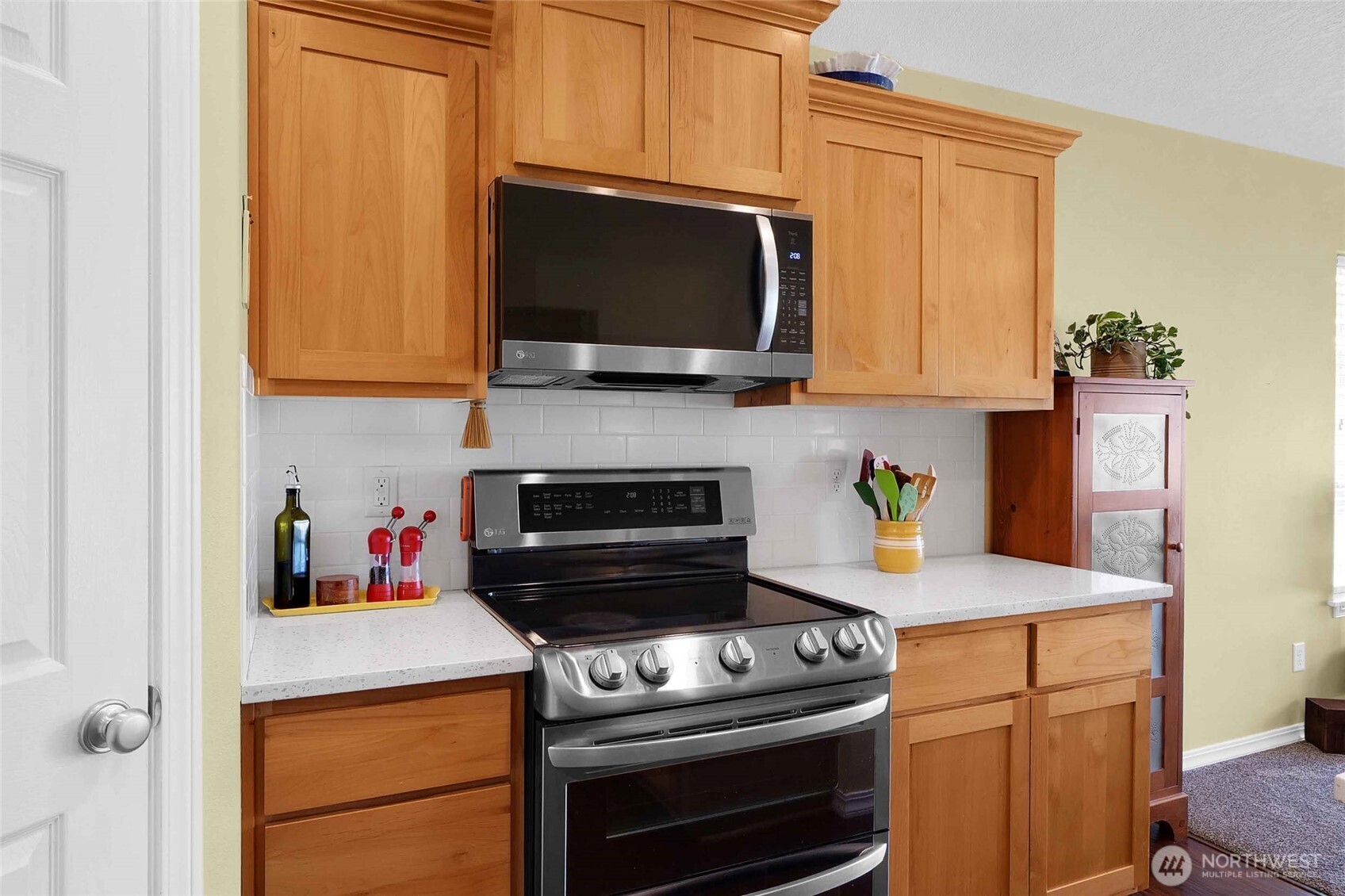 811 7th Avenue NE, Ephrata, WA 98823