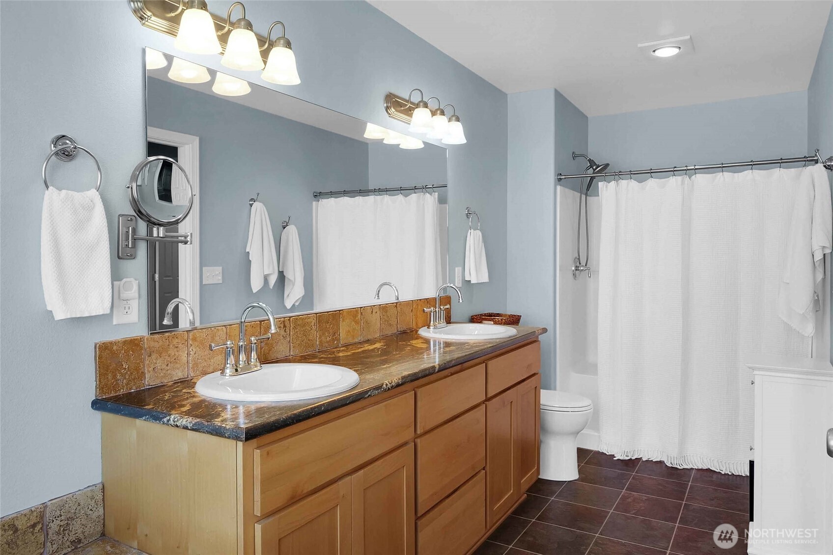 811 7th Avenue NE, Ephrata, WA 98823